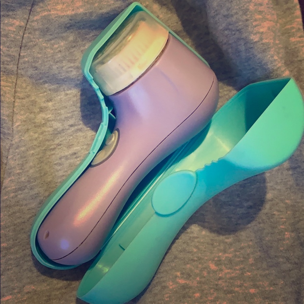 Clairisonic Mia 2 Lavender Cleansing Brush